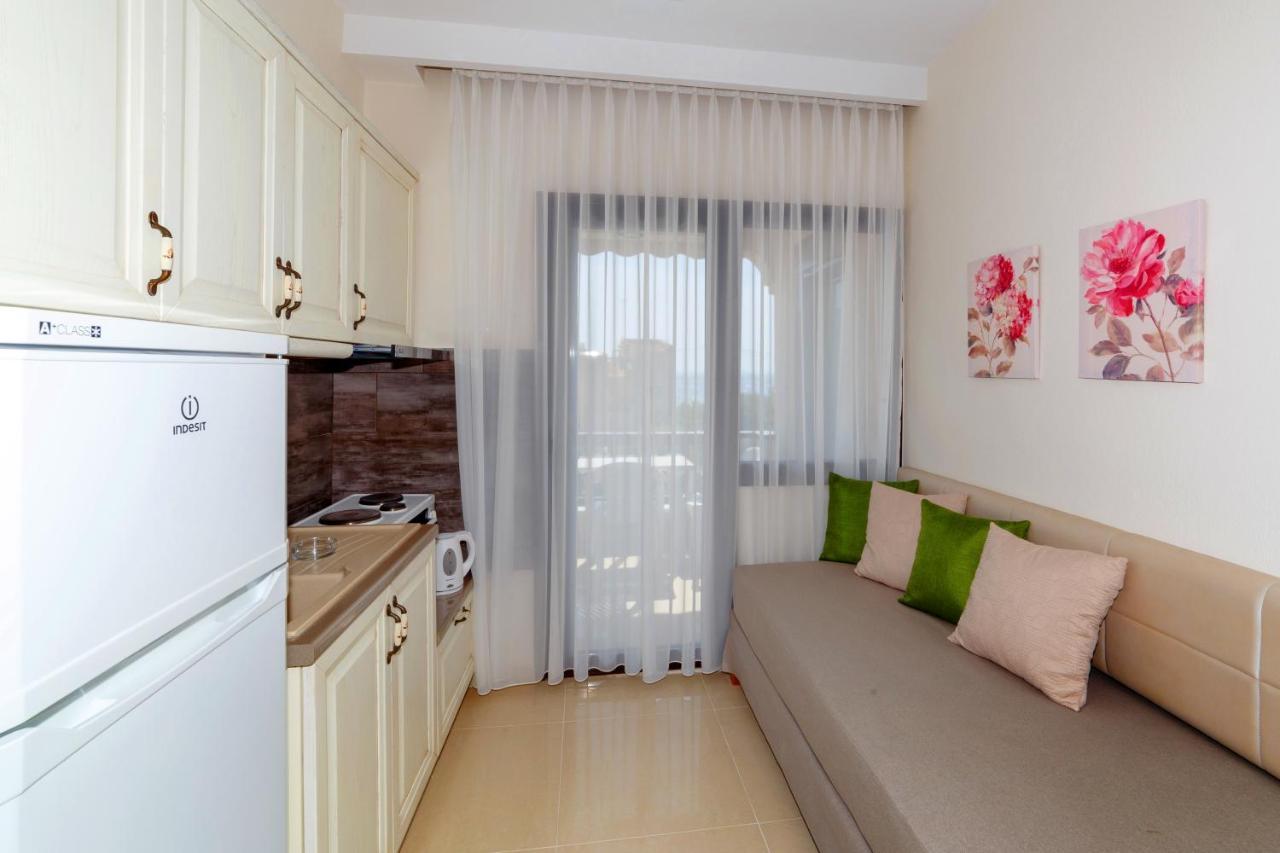 Apartments Kassandrinos-Maria Nikiti (Sithonia) Exterior foto